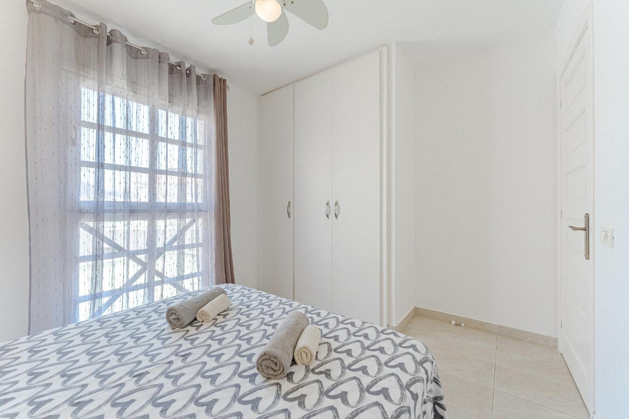 아로나 Duplex In Complex Andorra 아파트 외부 사진